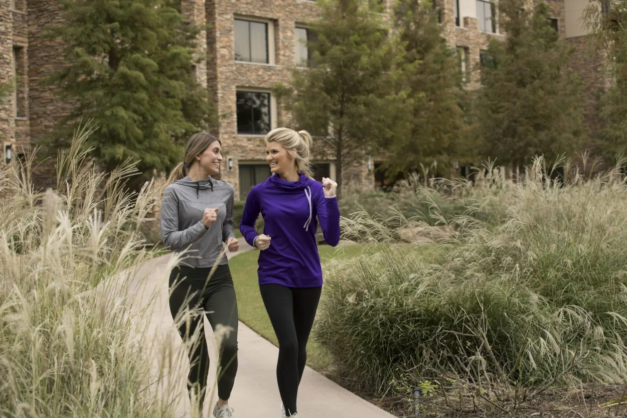 the woodlands resort activities running